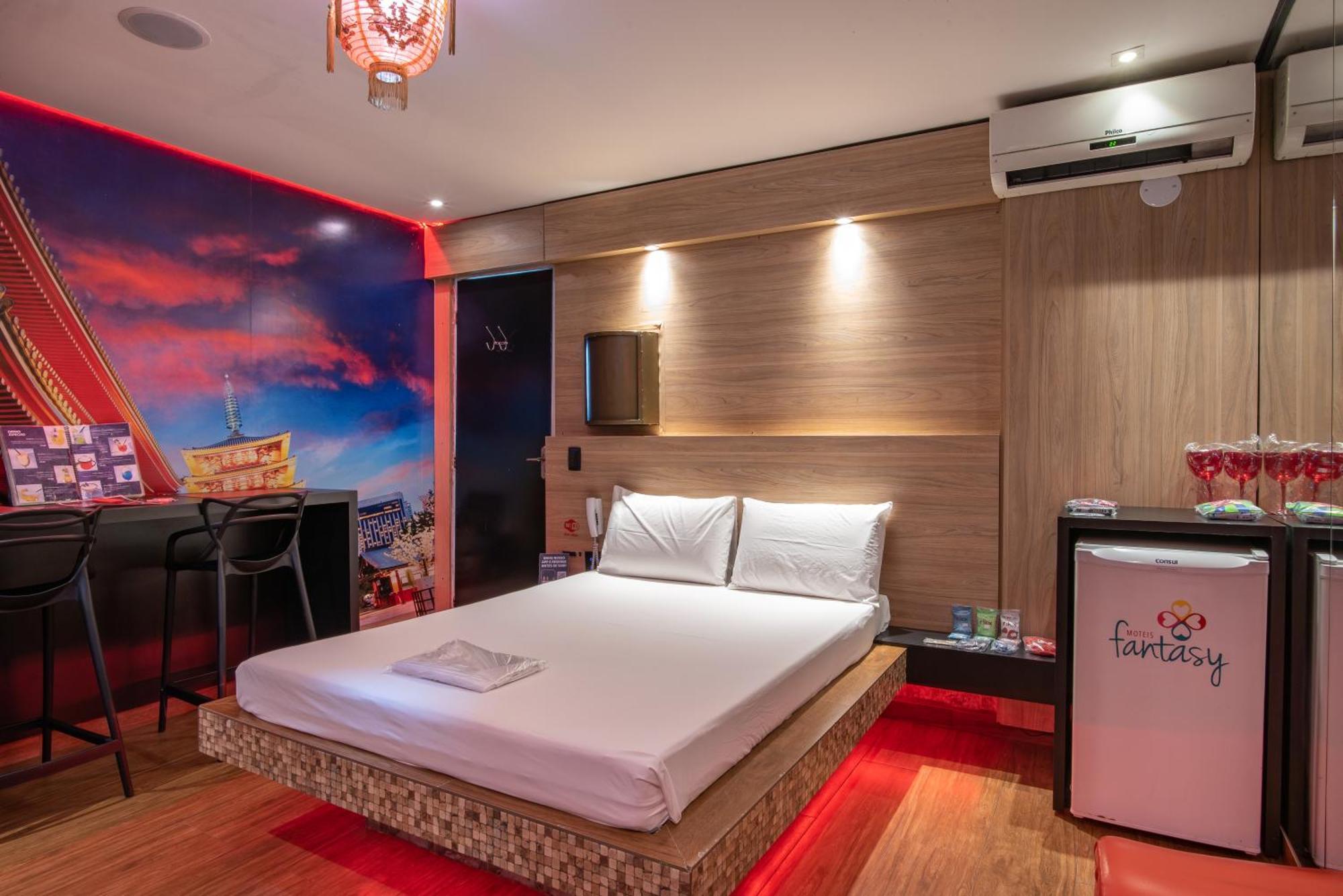 Motel Fantasy 3 (Adults Only) 벨루오리존치 외부 사진